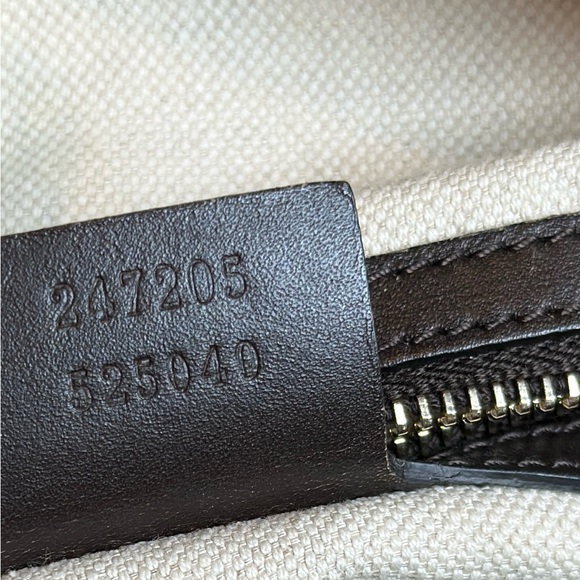 Gucci Classic Boston Bag - Picture 8 of 15